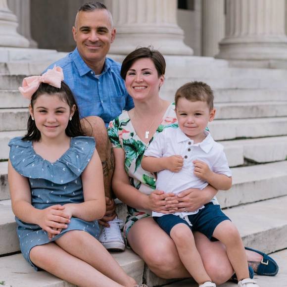 Meet your Posher, Liz - Picture 1 of 1